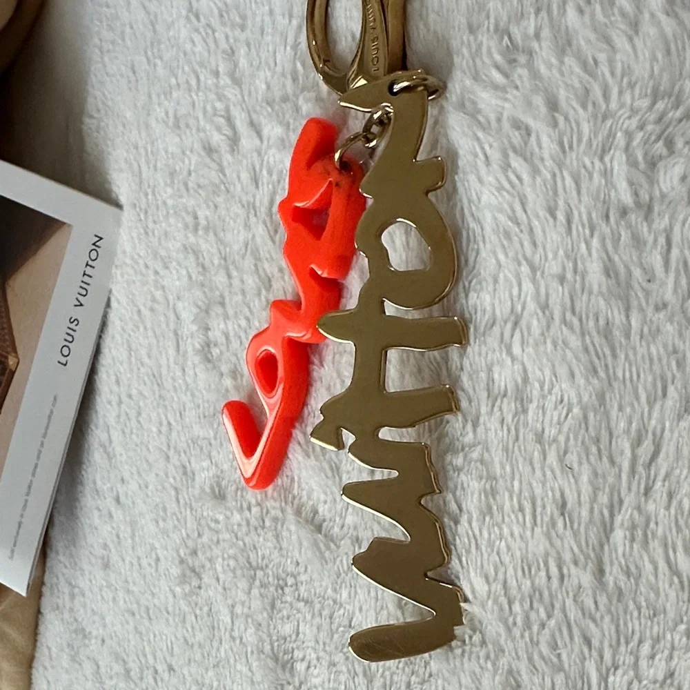 Louis Vuitton Bijou Graffiti Keychain Charm in Neon Orange and Gold - Picture 5 of 8